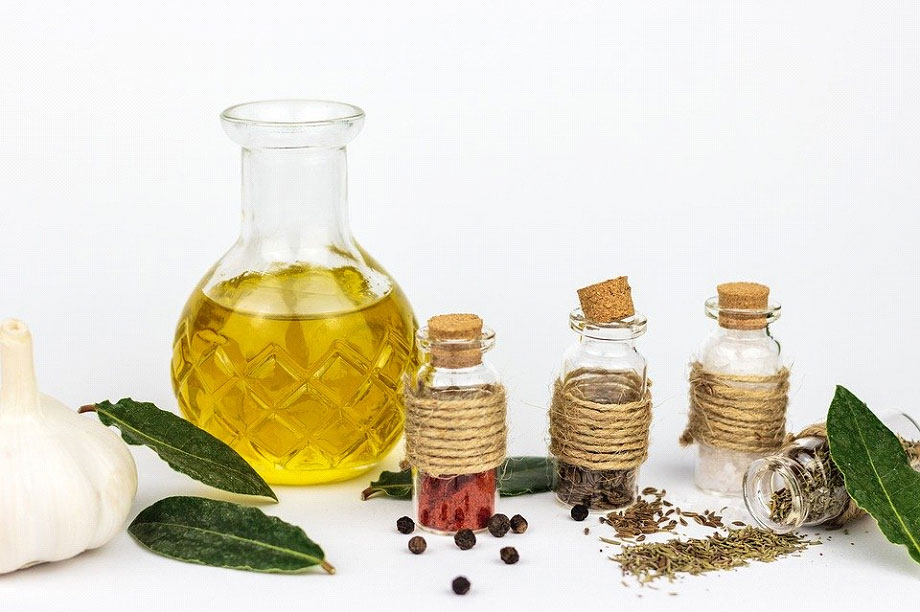 6 Spices and Herbs you should Try to Take Care of your Body